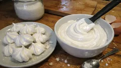 Swiss Meringue, Made Easy: Glossy Peaks with Just Egg Whites and Sugar